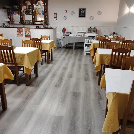 Residencial Centro Comercial Avenida Bragashopping Penzion Braga