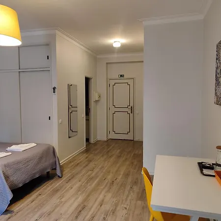 Residencial Centro Comercial Avenida Bragashopping Penzion Braga