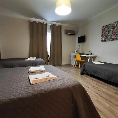 بيت ضيافة Residencial Centro Comercial Avenida Bragashopping 2*
