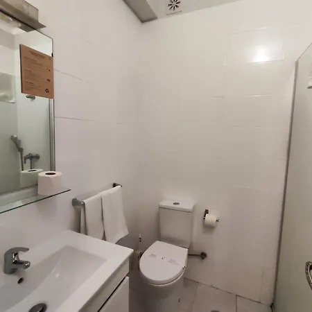 بيت ضيافة Residencial Centro Comercial Avenida Bragashopping
