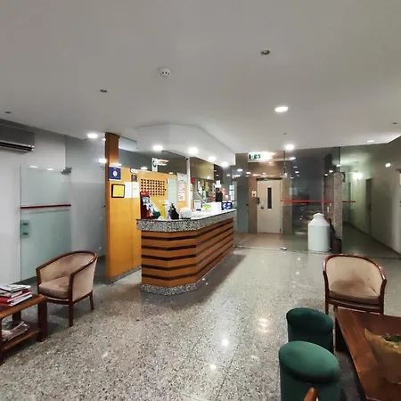 Residencial Centro Comercial Avenida Bragashopping بيت ضيافة