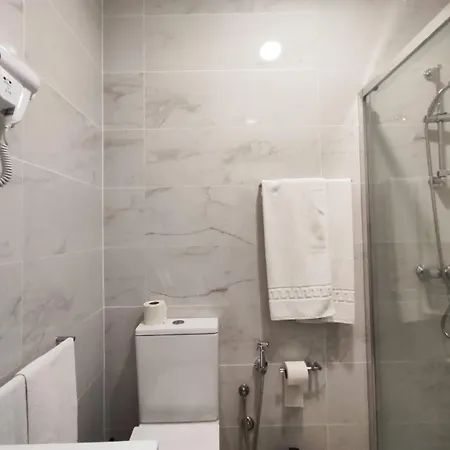 Residencial Centro Comercial Avenida Bragashopping 2*