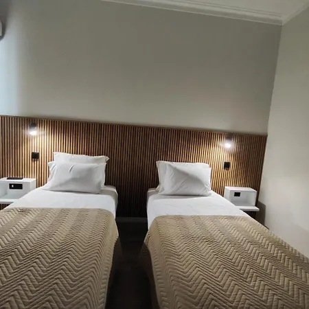 Residencial Centro Comercial Avenida Bragashopping Guest house