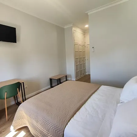 Residencial Centro Comercial Avenida Bragashopping Penzion Braga