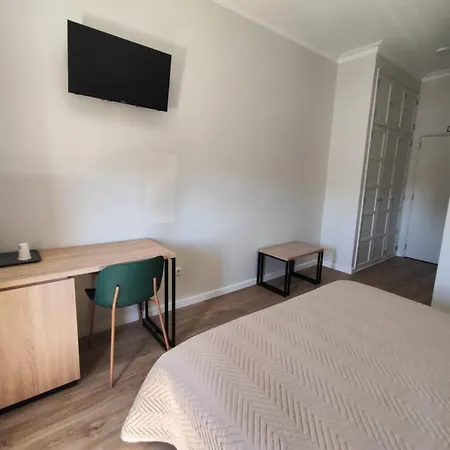 بيت ضيافة Residencial Centro Comercial Avenida Bragashopping براغا