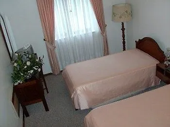 阿威尼达布拉格斯商业酒店 招待所