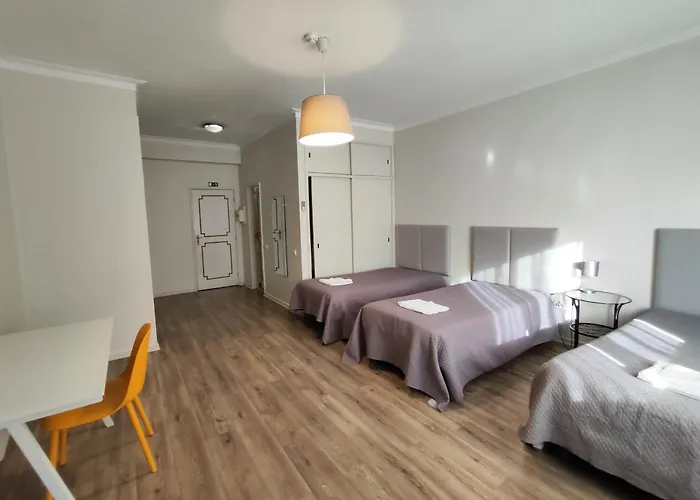 Residencial Centro Comercial Avenida Bragashopping 게스트하우스 3*