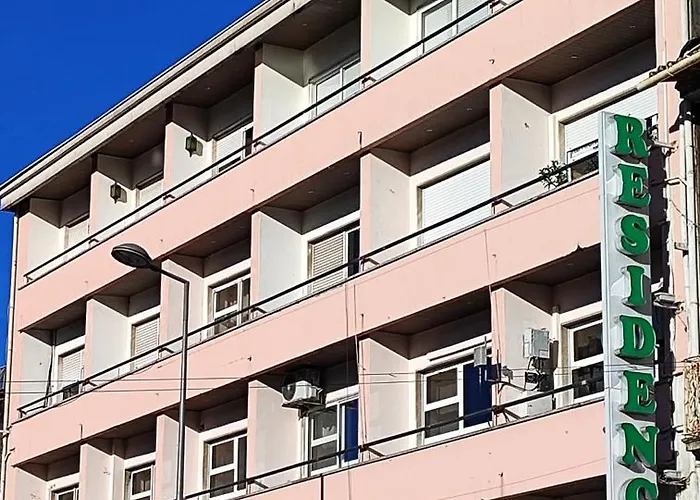 Residencial Centro Comercial Avenida Bragashopping 3* 브라가