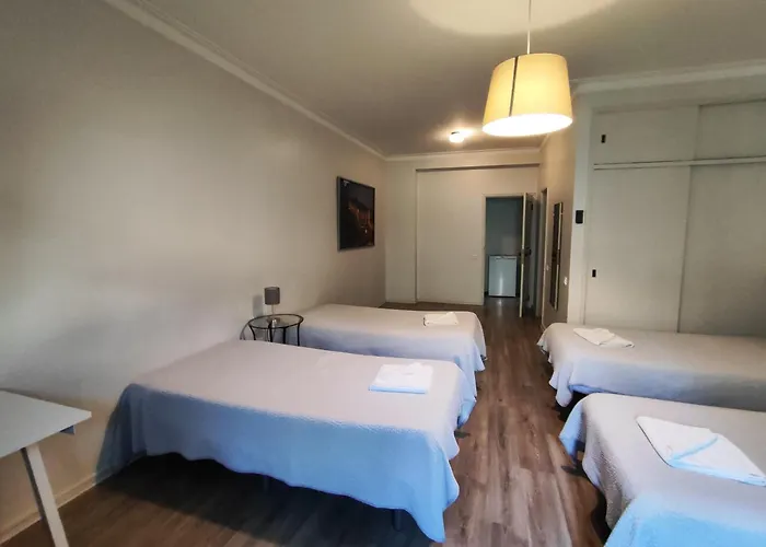 Residencial Centro Comercial Avenida Bragashopping 게스트하우스 브라가