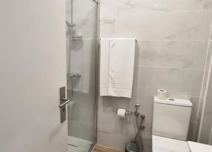 Residencial Centro Comercial Avenida Bragashopping 게스트하우스 3*